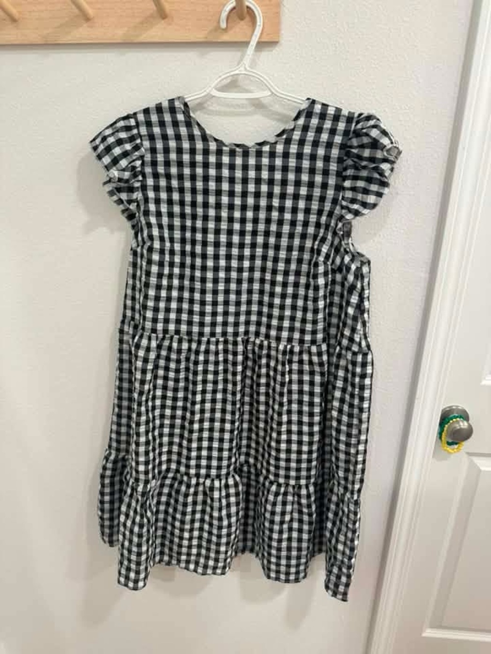 Black & White Gingham Dress - Classic Tiered Style